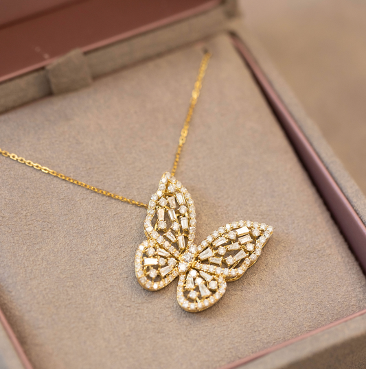 BRILLIANT BUTTERFLY DIAMOND NECKLACE